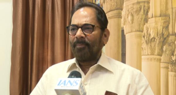 Waqf修正案需要的时间:Mukhtar Abbas Naqvi