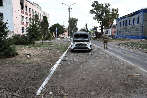 This photograph taken on 16 August, 2024, a media tour organised by Ukr<a href=